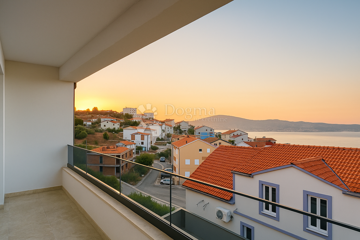 Čiovo - Attico con terrazza sul tetto e vista mare!