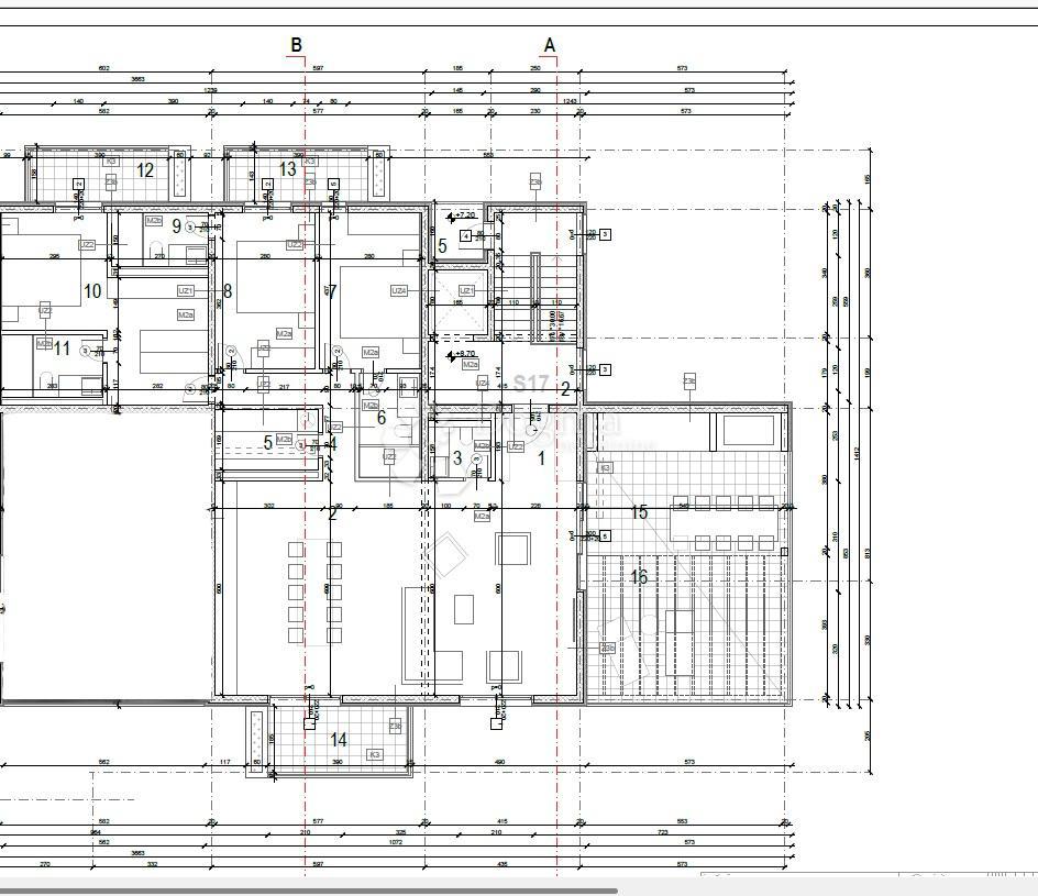 Attico di lusso con Jacuzzi, vista mare e due posti auto in garage – Terzo piano