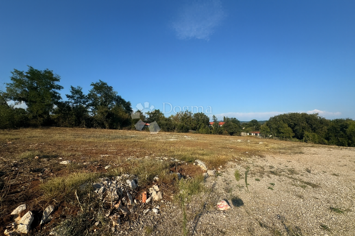 Labin - terreno edificabile, vicino al centro città