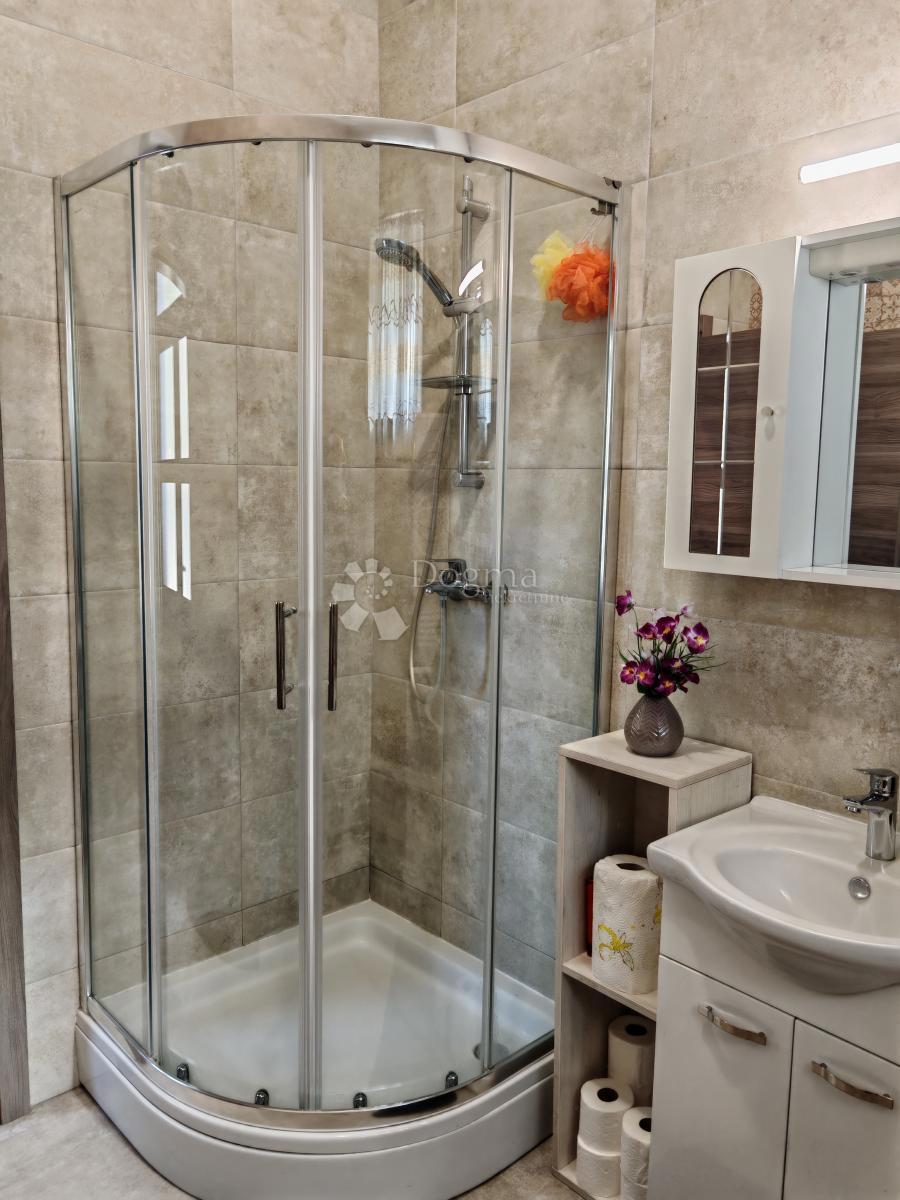 Allogio Stoja, Pula, 92m2