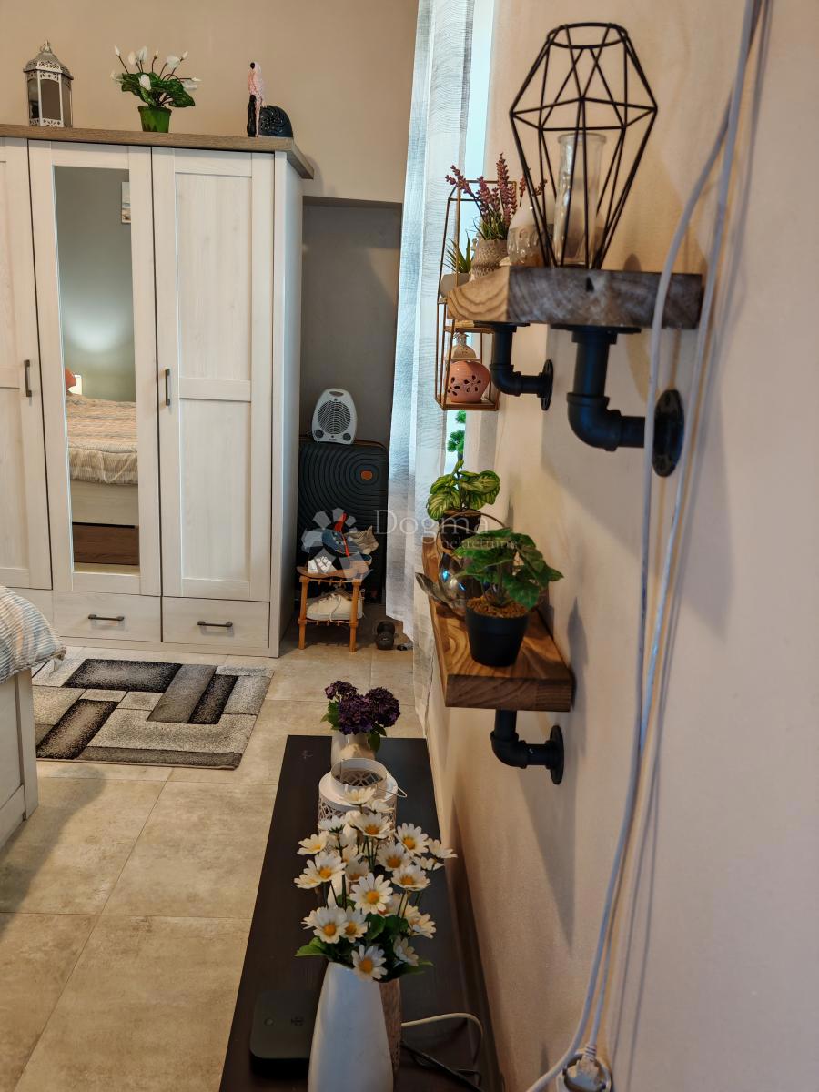 Allogio Stoja, Pula, 92m2