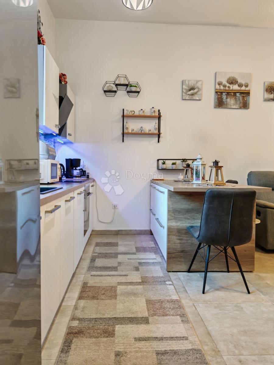 Allogio Stoja, Pula, 92m2