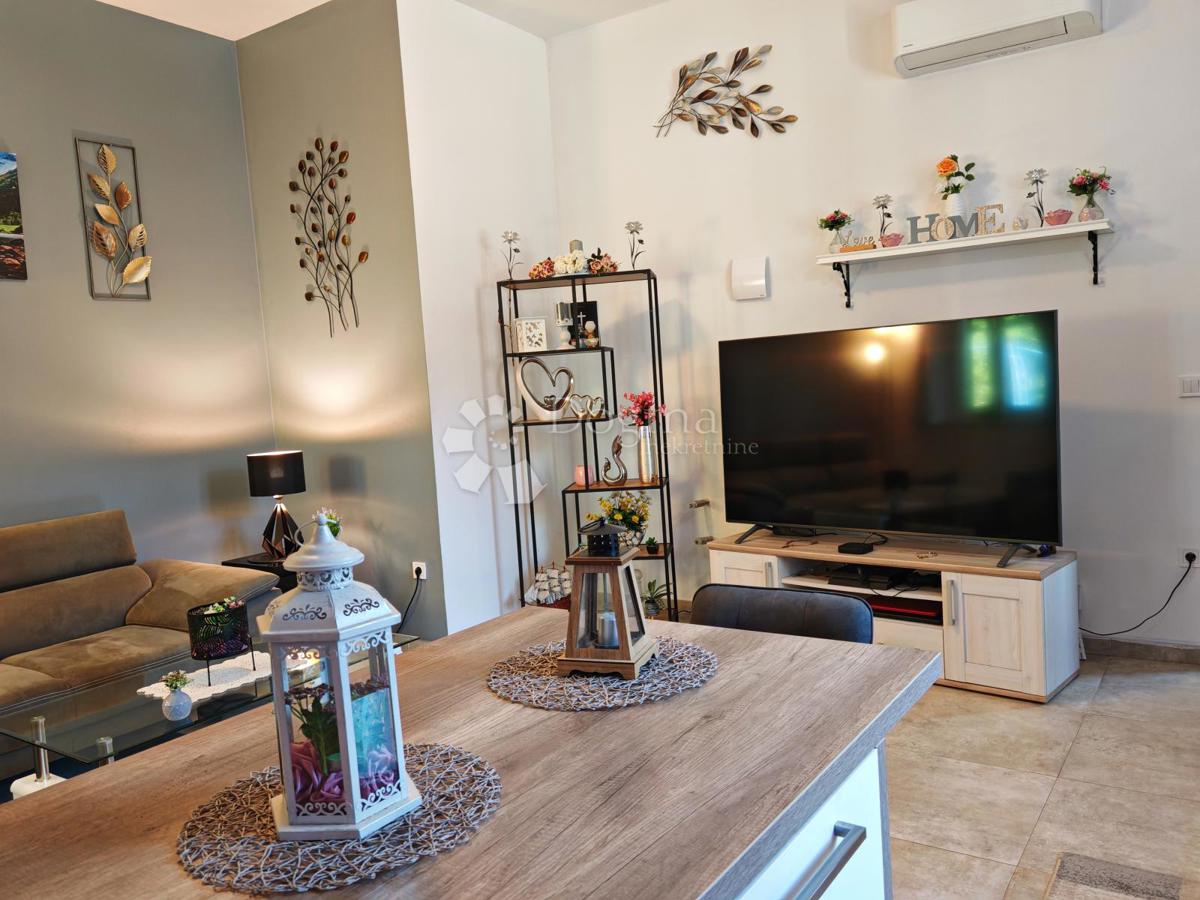 Allogio Stoja, Pula, 92m2