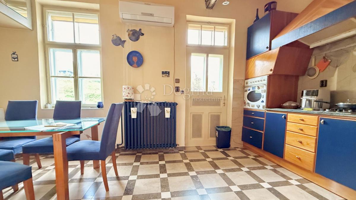 Allogio Srebrnjak, Maksimir, 164m2