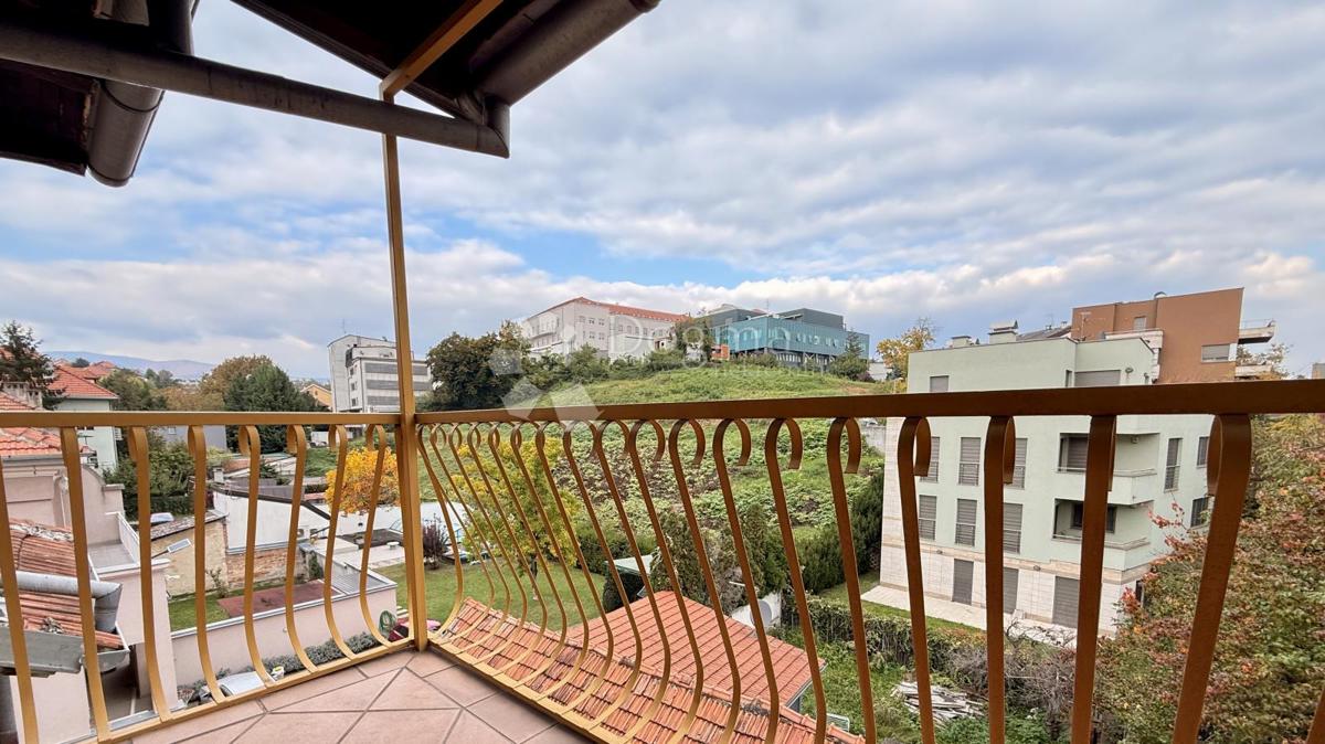 Allogio Srebrnjak, Maksimir, 164m2