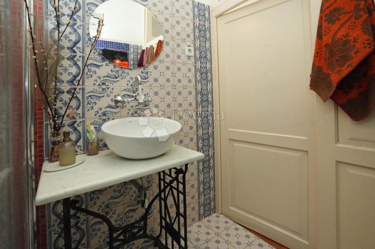 Bellissimo appartamento vicino al mercato con terrazza