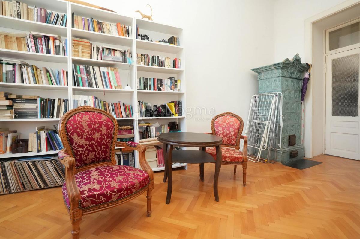 Bellissimo appartamento vicino al mercato con terrazza