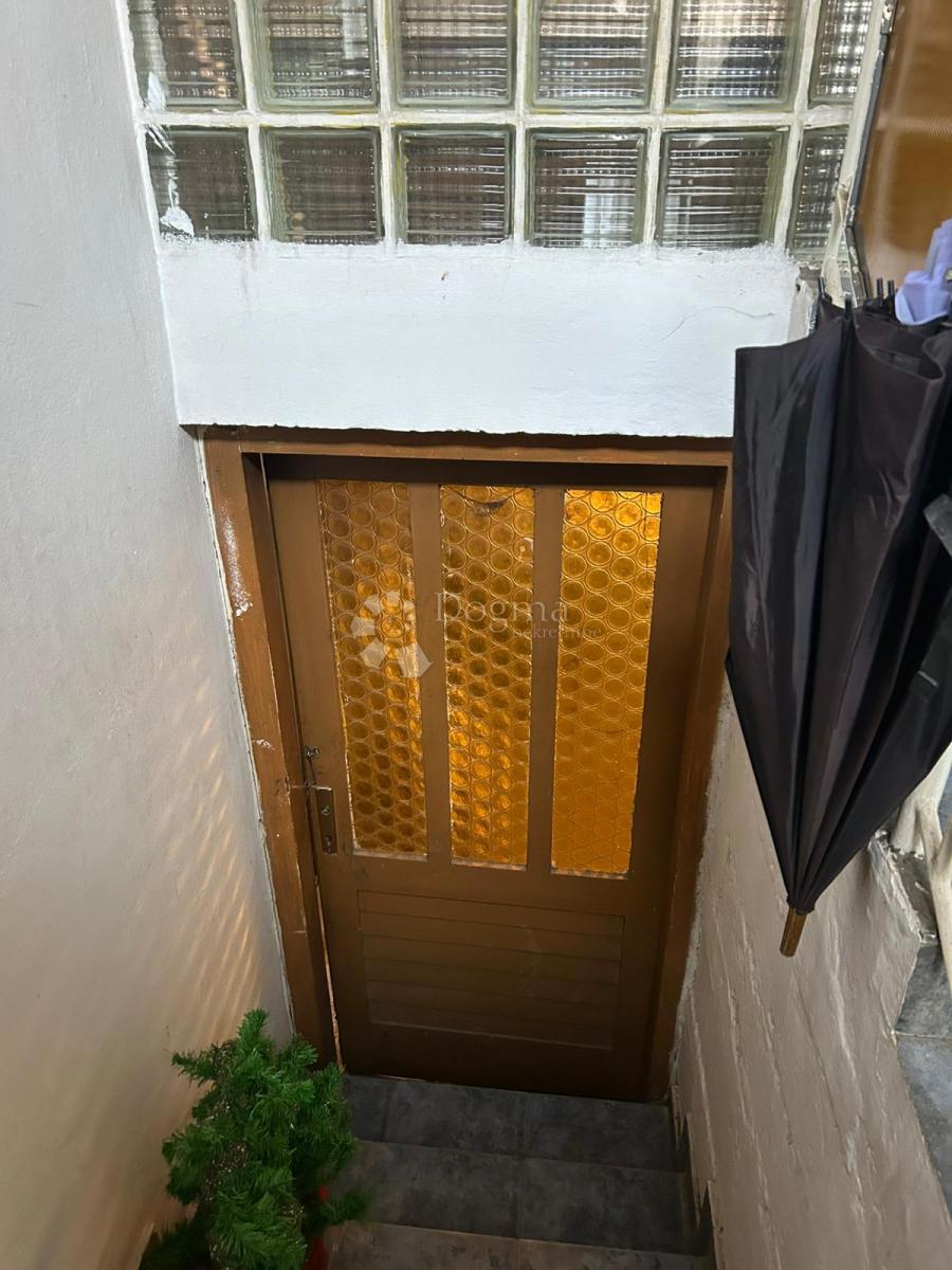 Casa Petruševec, Peščenica - Žitnjak, 200m2