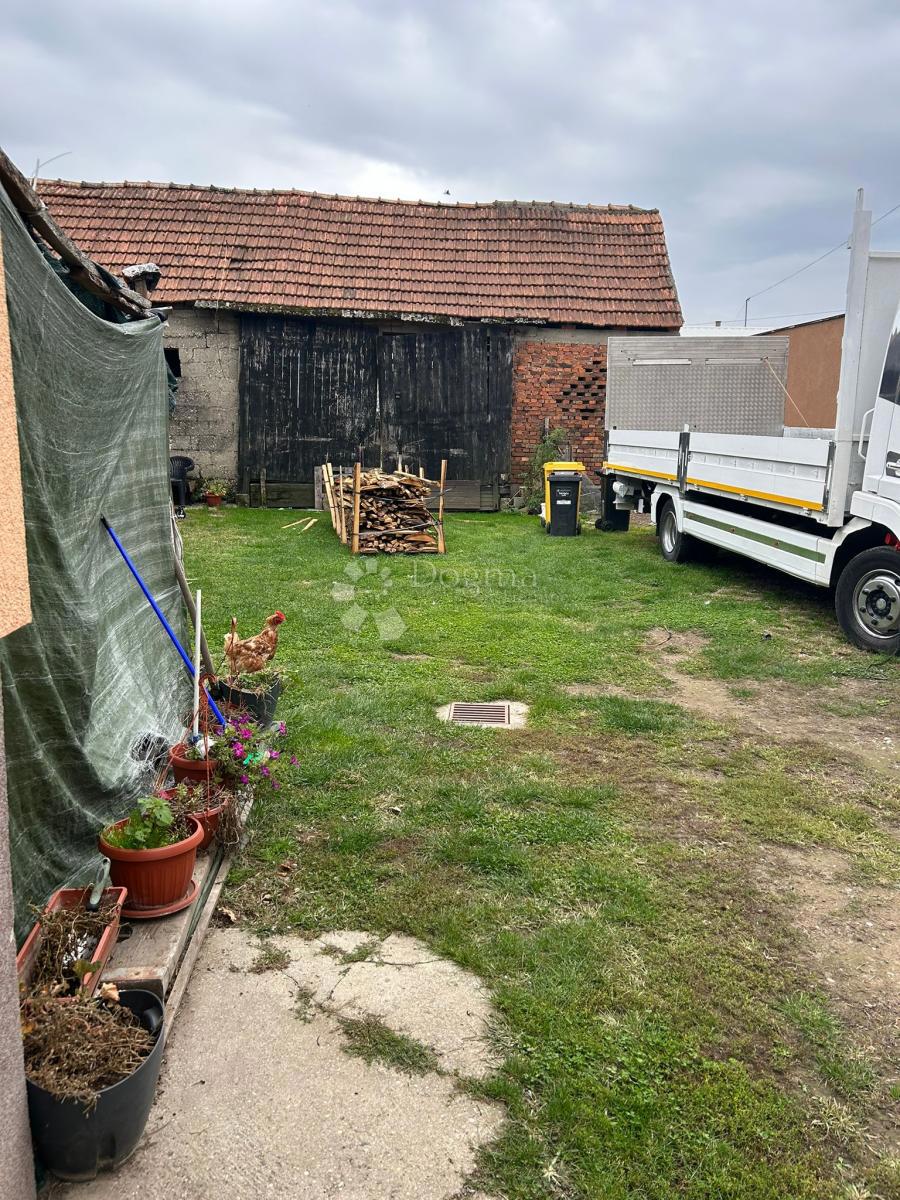 Casa Petruševec, Peščenica - Žitnjak, 200m2