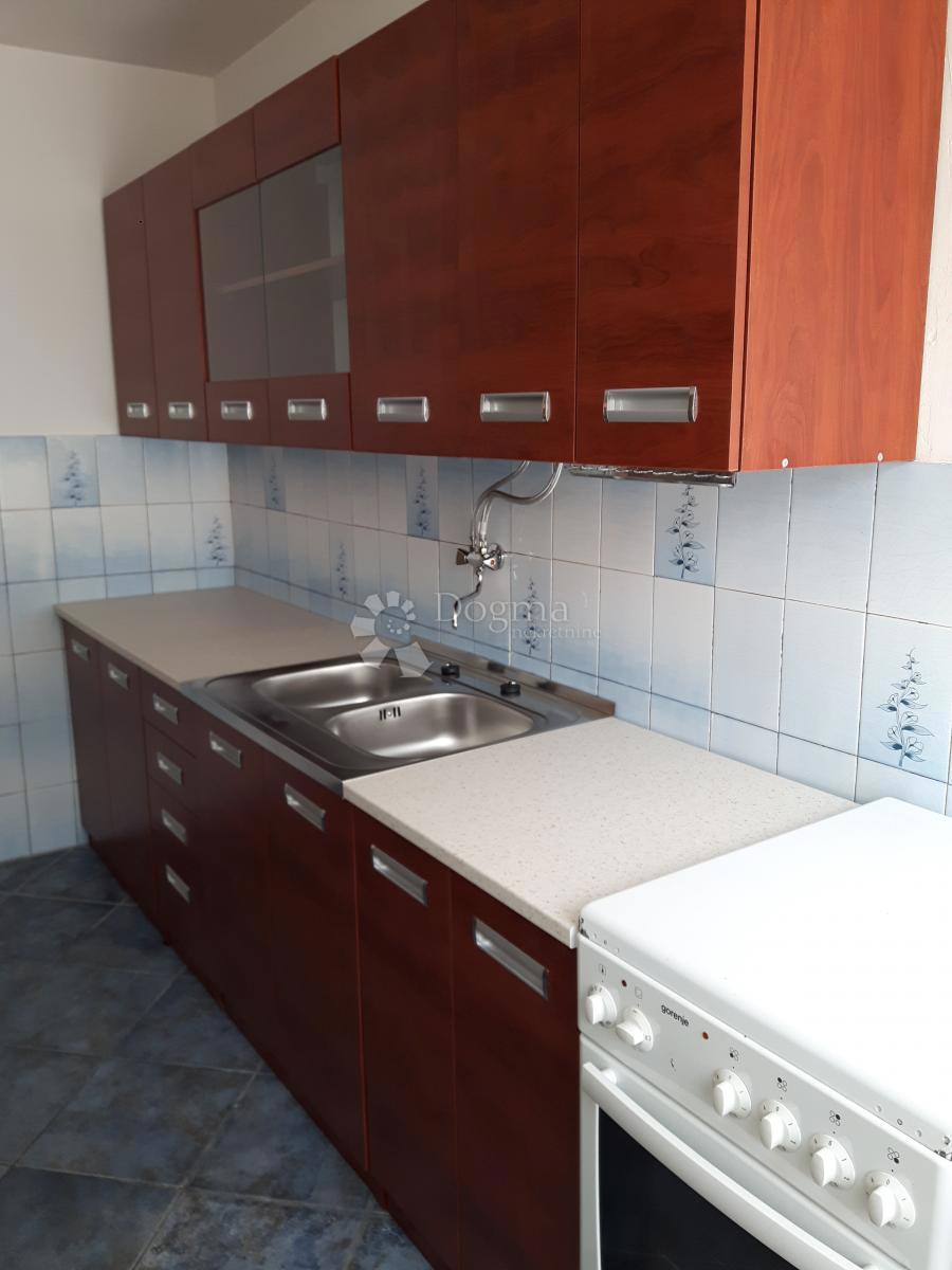 Casa Petruševec, Peščenica - Žitnjak, 200m2