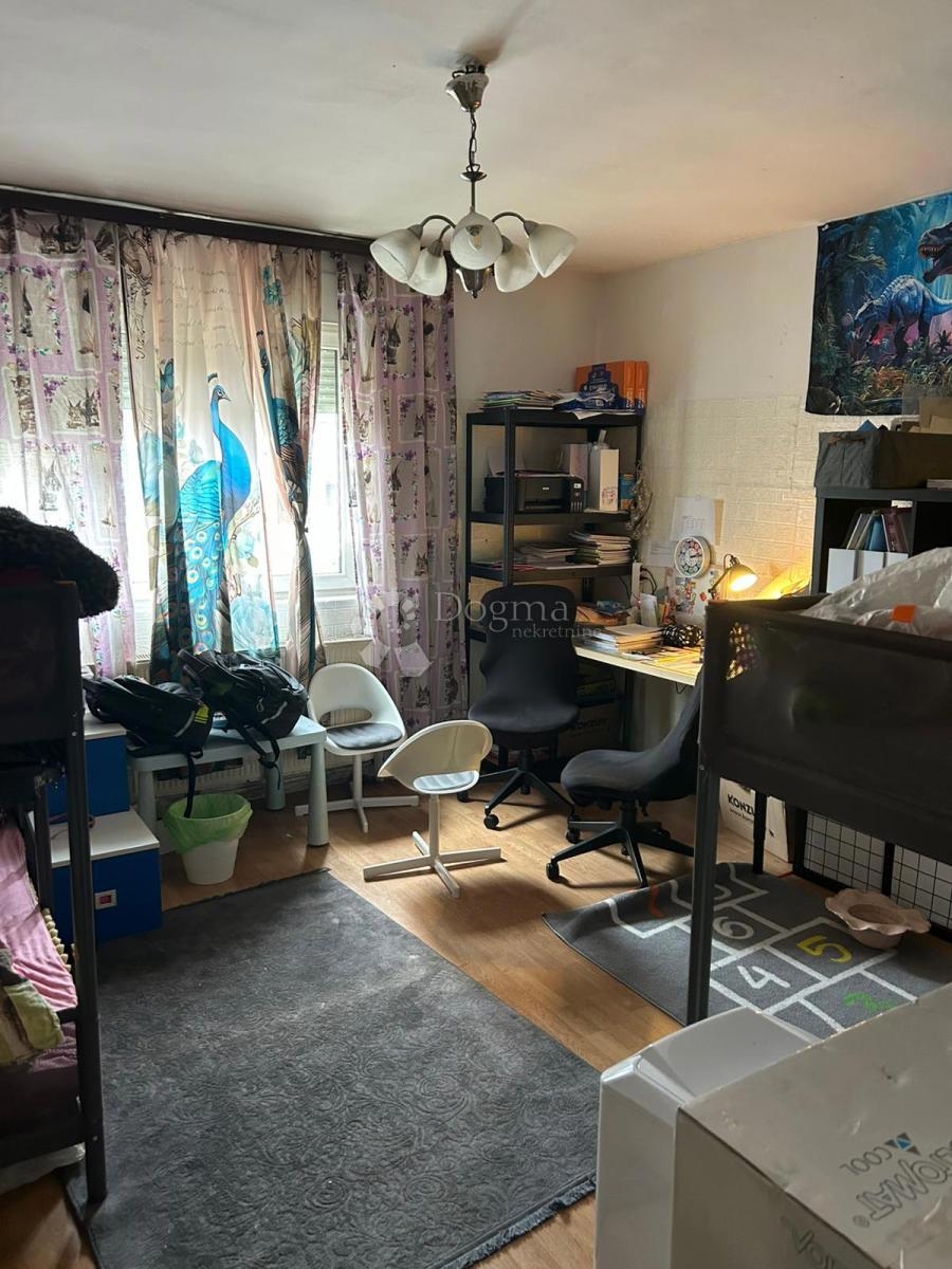 Casa Petruševec, Peščenica - Žitnjak, 200m2