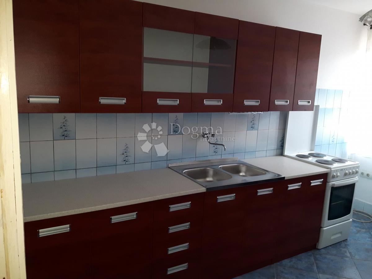 Casa Petruševec, Peščenica - Žitnjak, 200m2