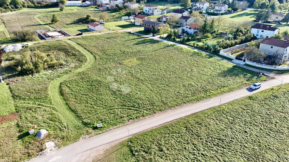 Terreno edificabile Kršan, 1.117m2