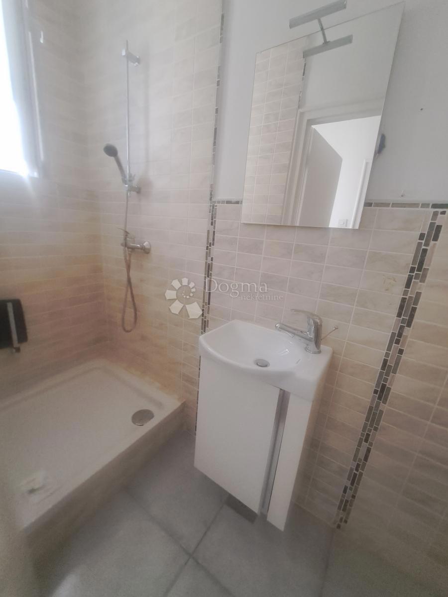 Allogio Centar, Rijeka, 81,95m2