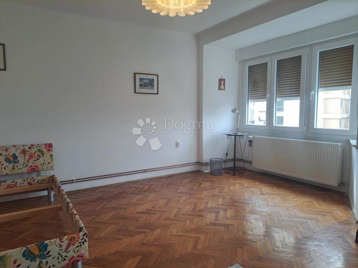 Allogio Centar, Rijeka, 81,95m2