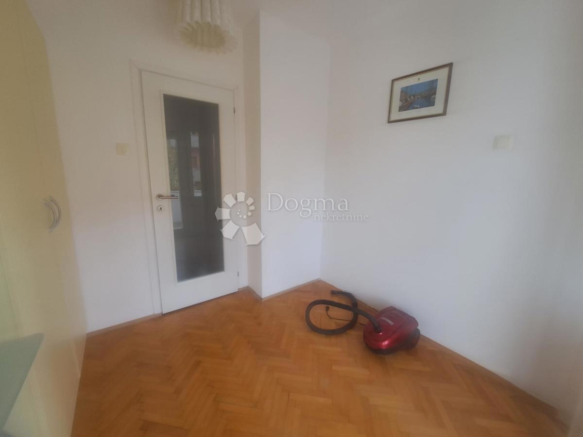 Allogio Centar, Rijeka, 81,95m2