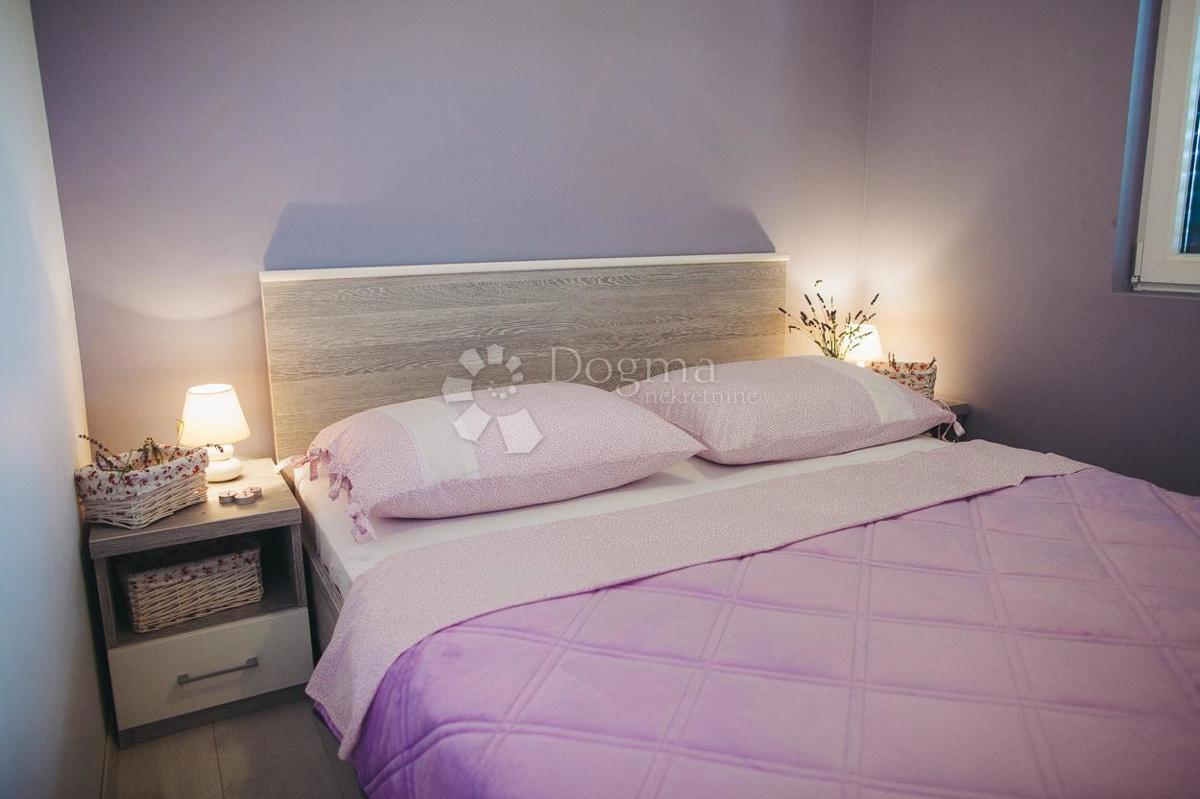 Casa Kaprije, Šibenik - Okolica, 180m2