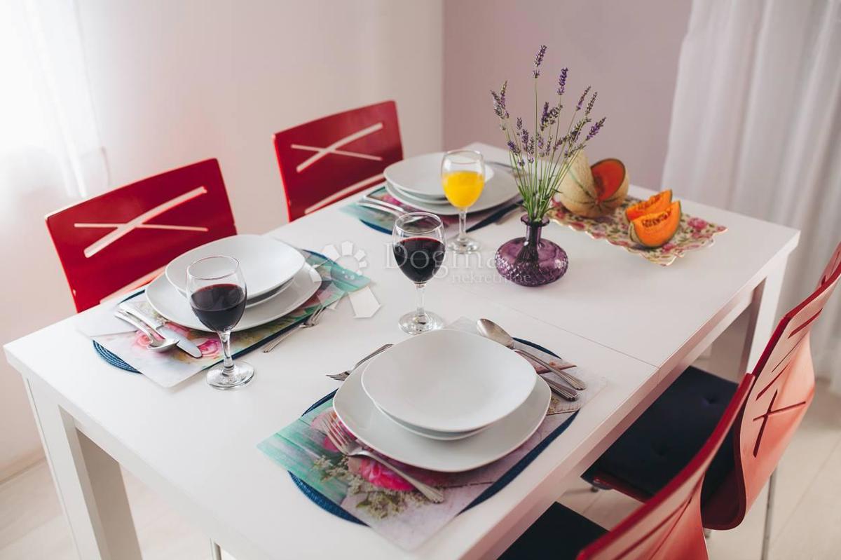 Casa Kaprije, Šibenik - Okolica, 180m2