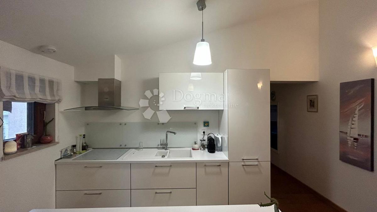 Allogio Štinjan, Pula, 65m2