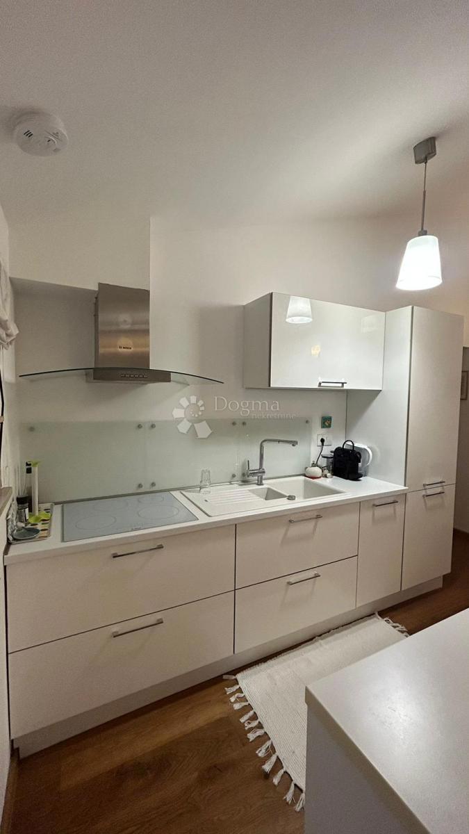 Allogio Štinjan, Pula, 65m2