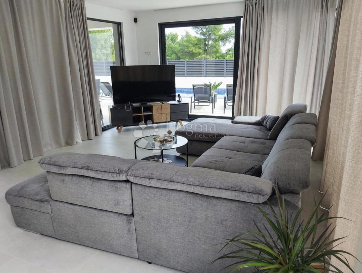 Casa Rogač, Šolta, 236m2