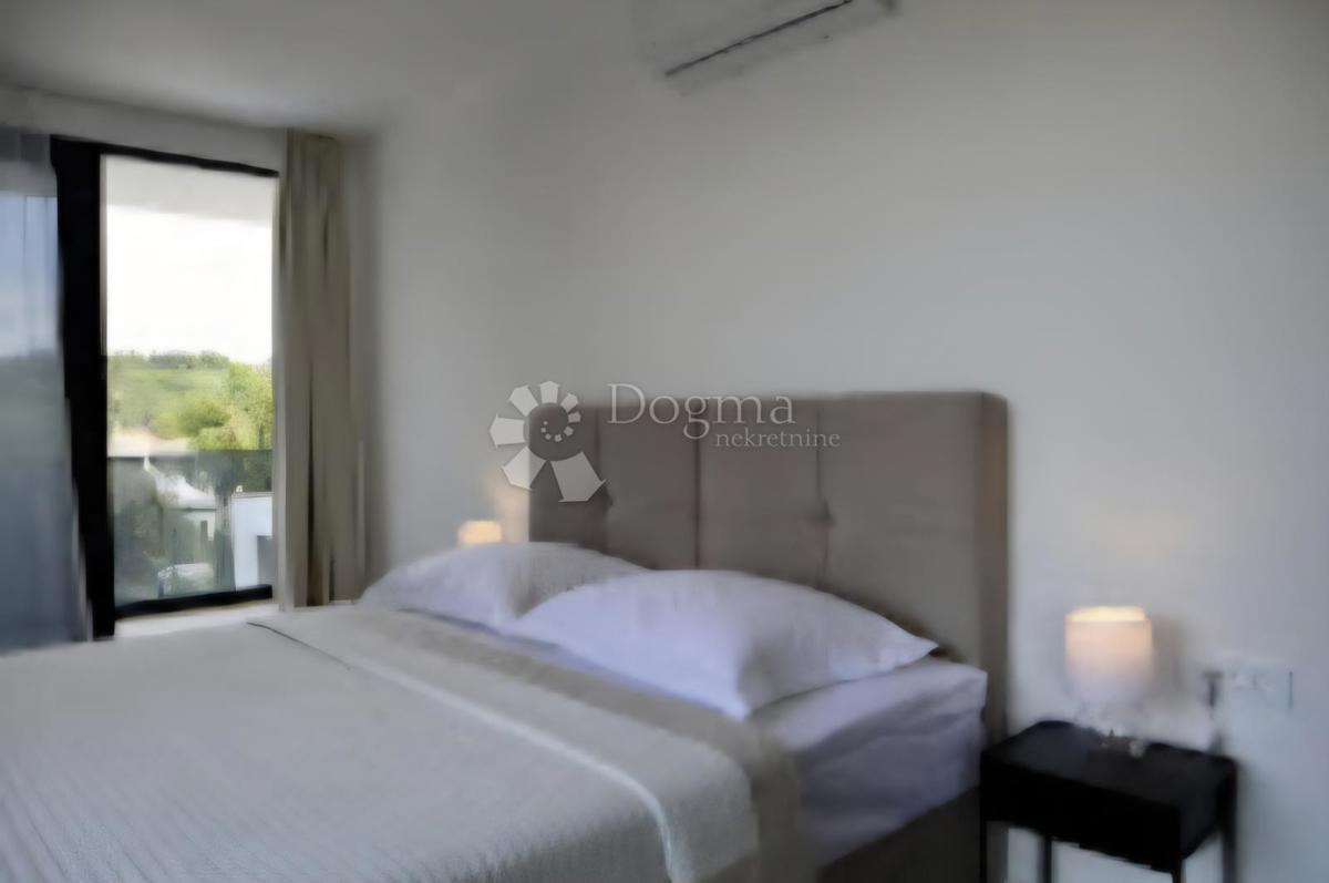 Casa Rogač, Šolta, 236m2