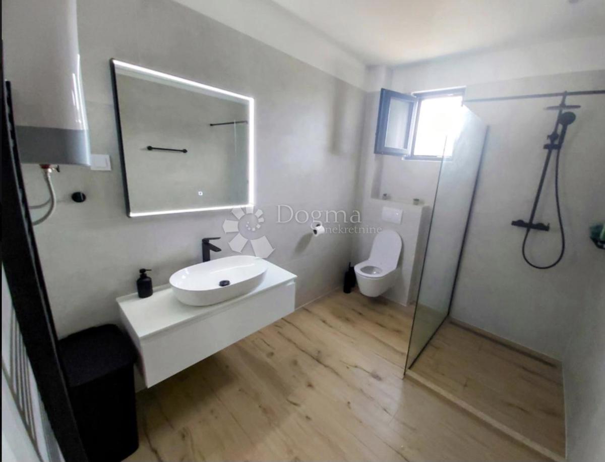 Casa Rogač, Šolta, 236m2