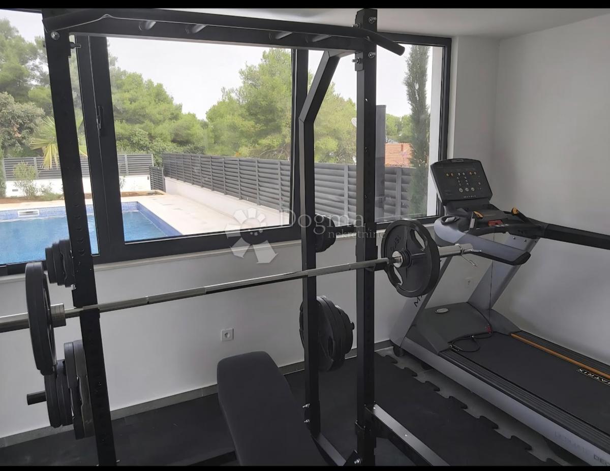 Casa Rogač, Šolta, 236m2