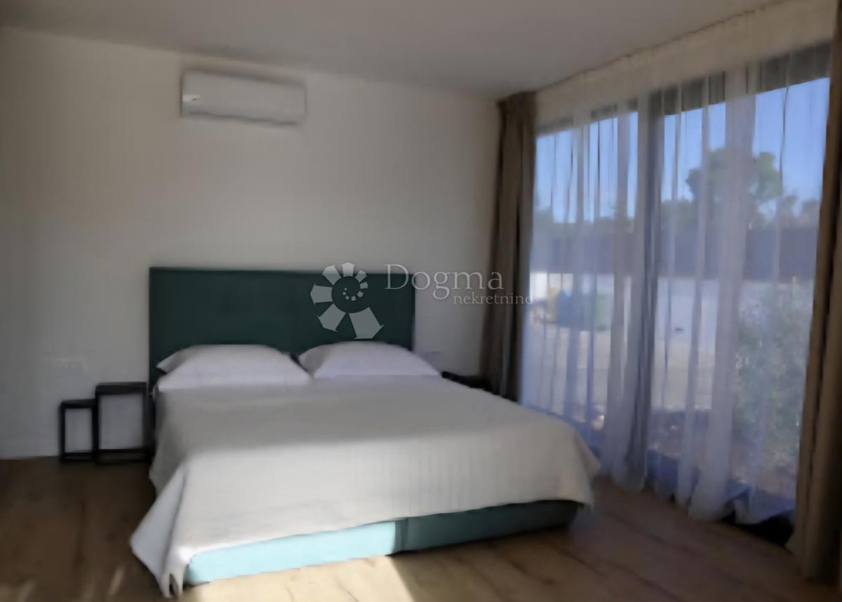 Casa Rogač, Šolta, 236m2