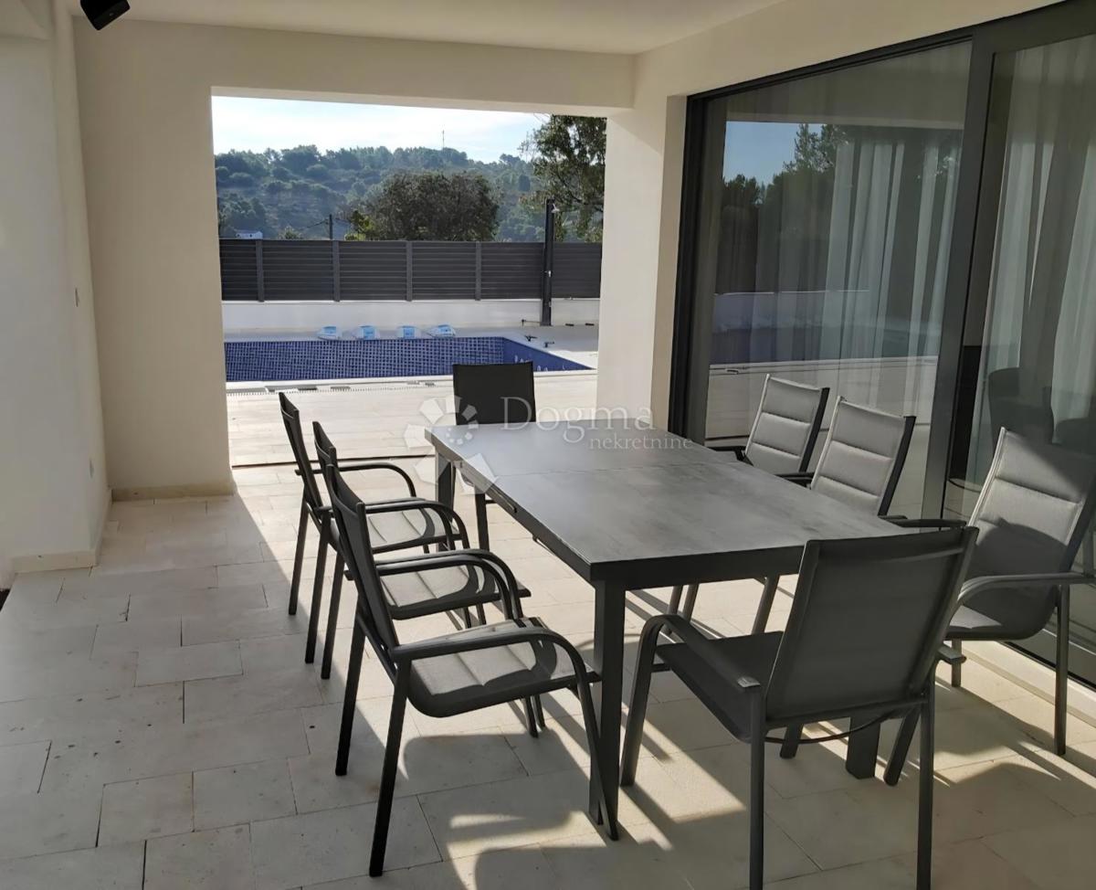 Casa Rogač, Šolta, 236m2