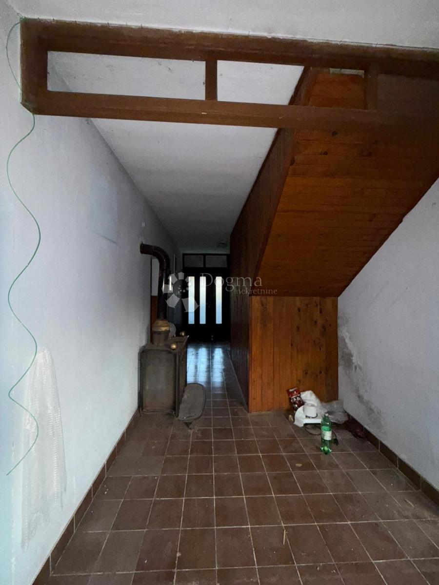 Casa Staza, Sunja, 97,70m2