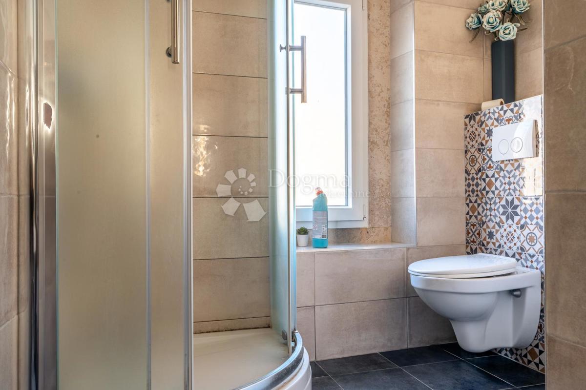 Allogio Centar, Rijeka, 124,70m2