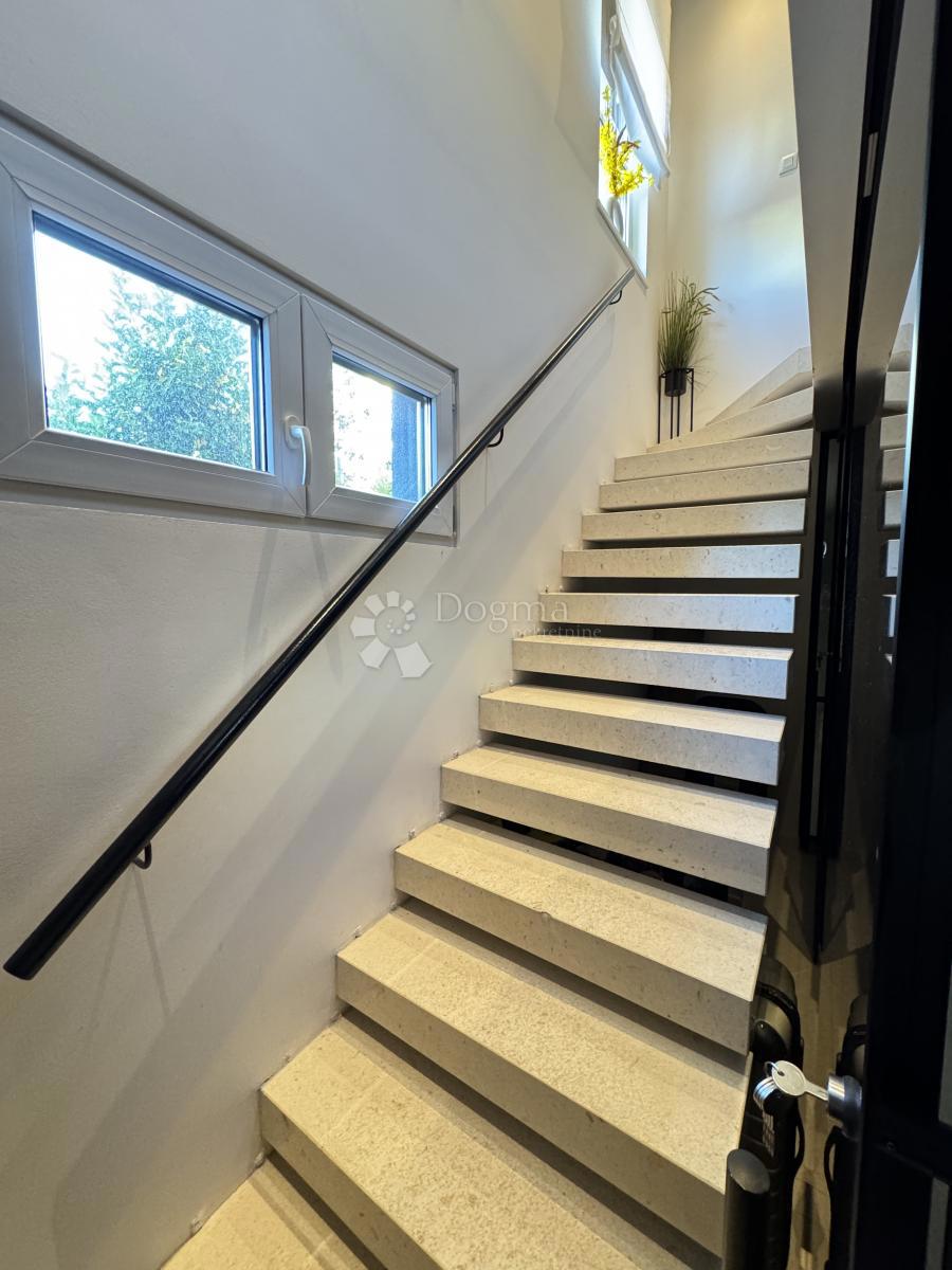 Allogio Dugave, Novi Zagreb - Istok, 234,52m2