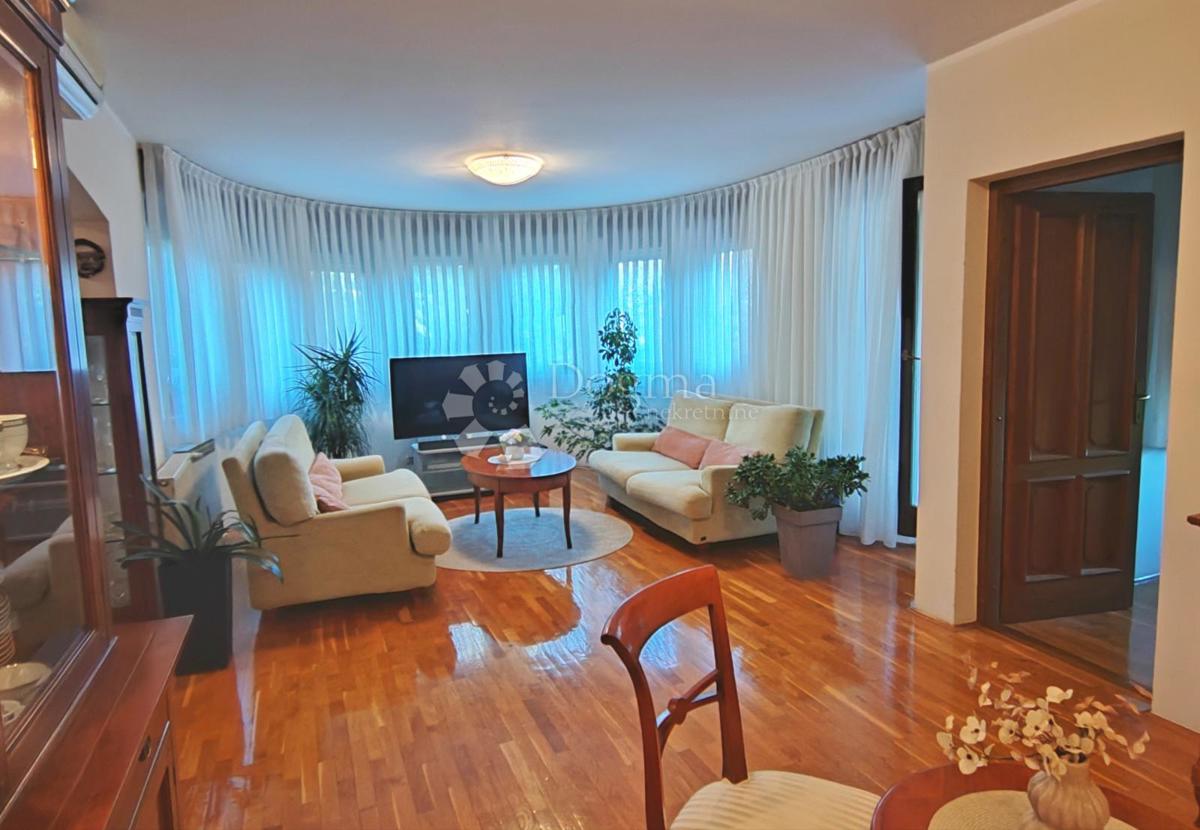 Allogio Sveti Duh, Črnomerec, 111,26m2