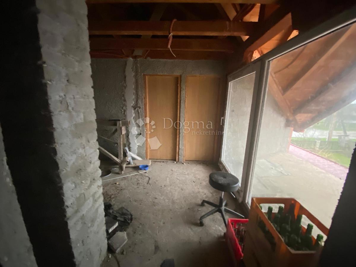 Casa Stružec, Popovača, 4.302m2