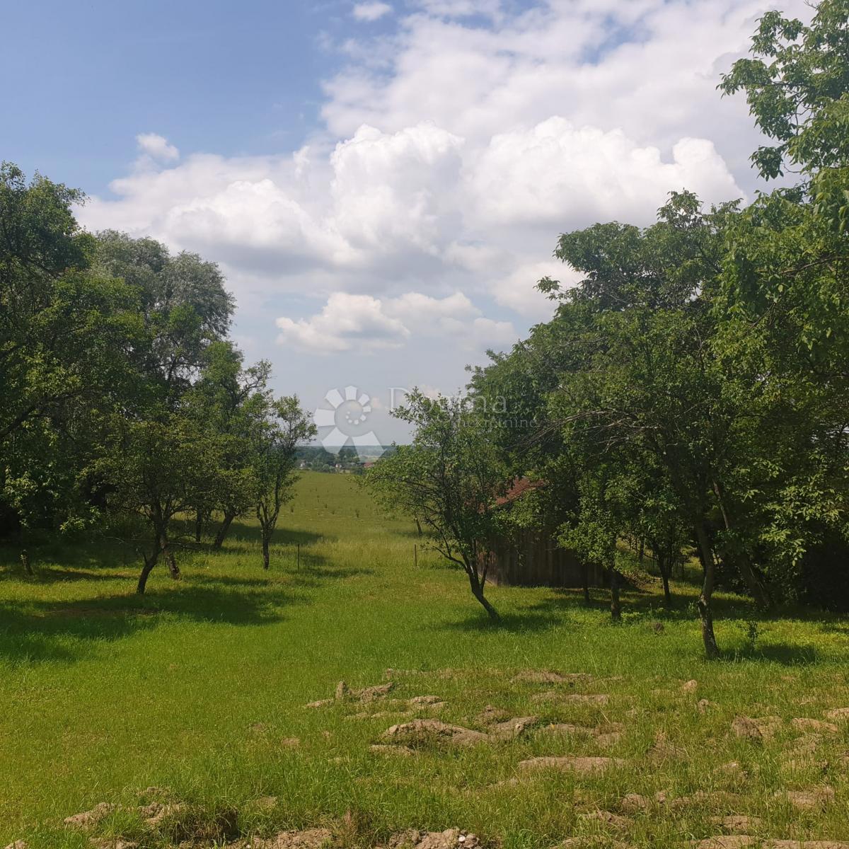 Casa Stružec, Popovača, 4.302m2