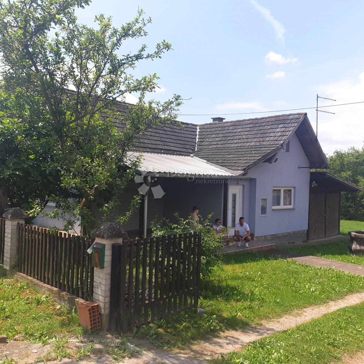 Casa Stružec, Popovača, 4.302m2