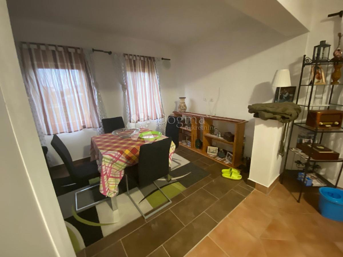 Casa Stružec, Popovača, 4.302m2