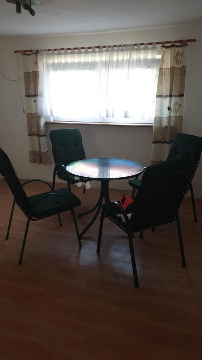 Casa Stružec, Popovača, 4.302m2