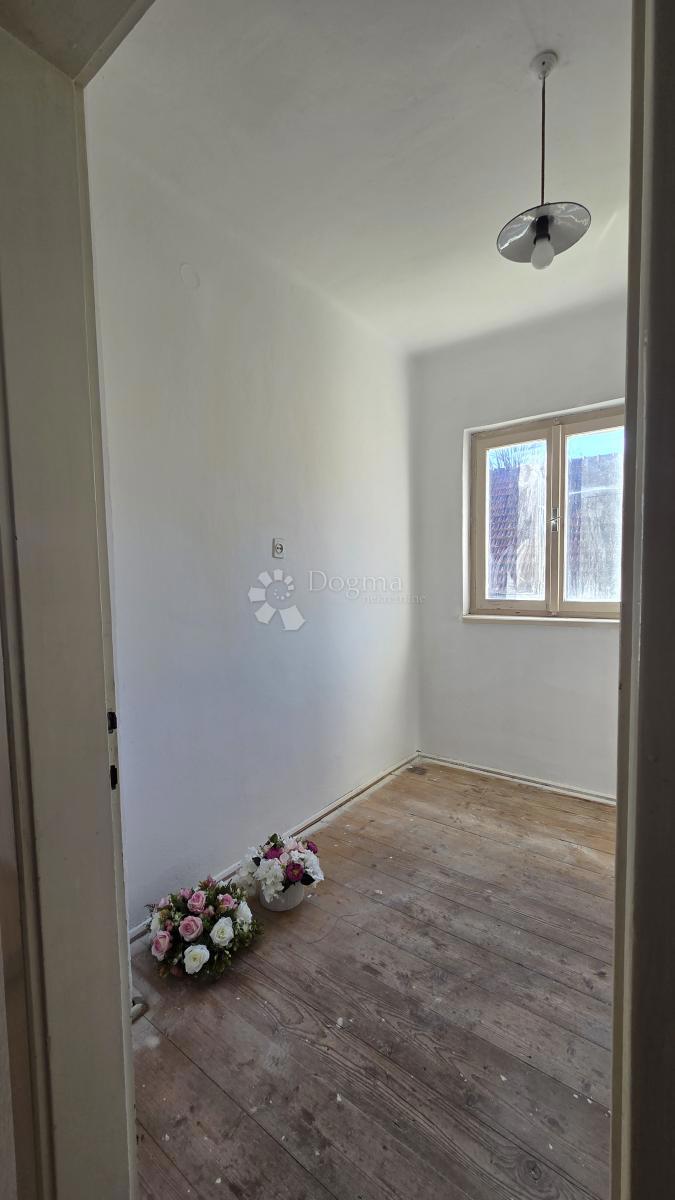 Casa Vrbovsko, 200m2