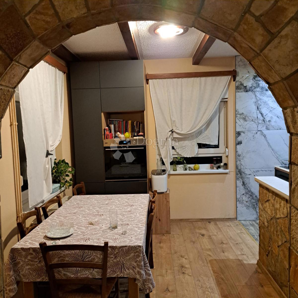 Casa Tenja, Osijek - Okolica, 162m2