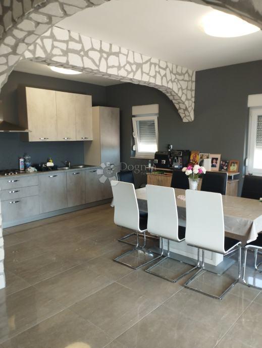 Casa Donje Biljane, Benkovac, 350m2