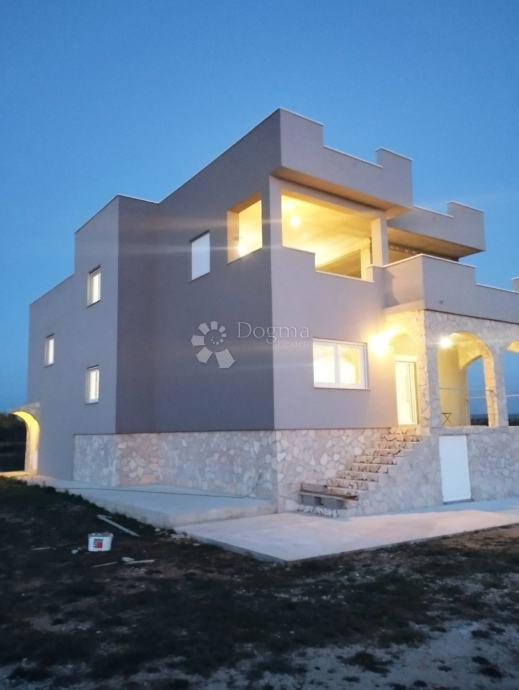 Casa Donje Biljane, Benkovac, 350m2