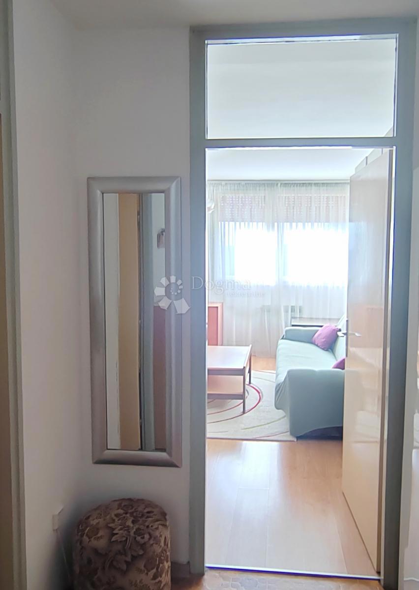 Allogio Ravnice, Maksimir, 39,96m2