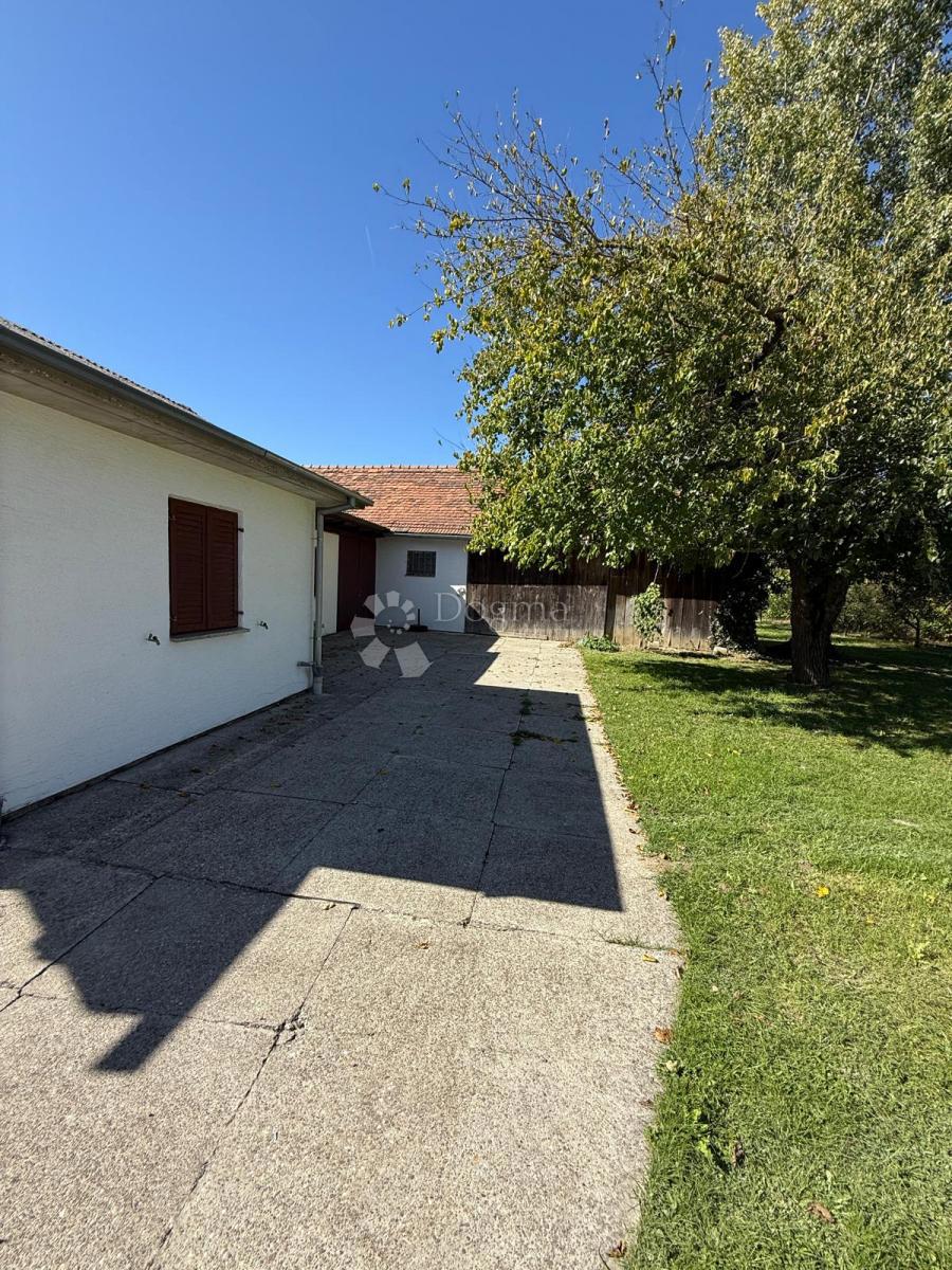 Casa Lonjica, Vrbovec, 277m2