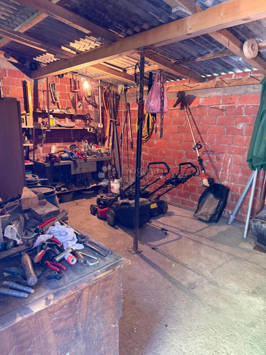 Casa Lonjica, Vrbovec, 277m2