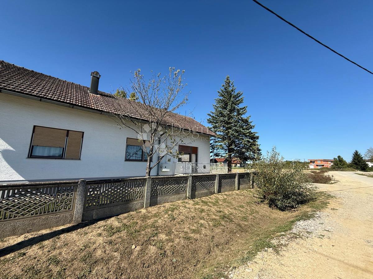 Casa Lonjica, Vrbovec, 277m2