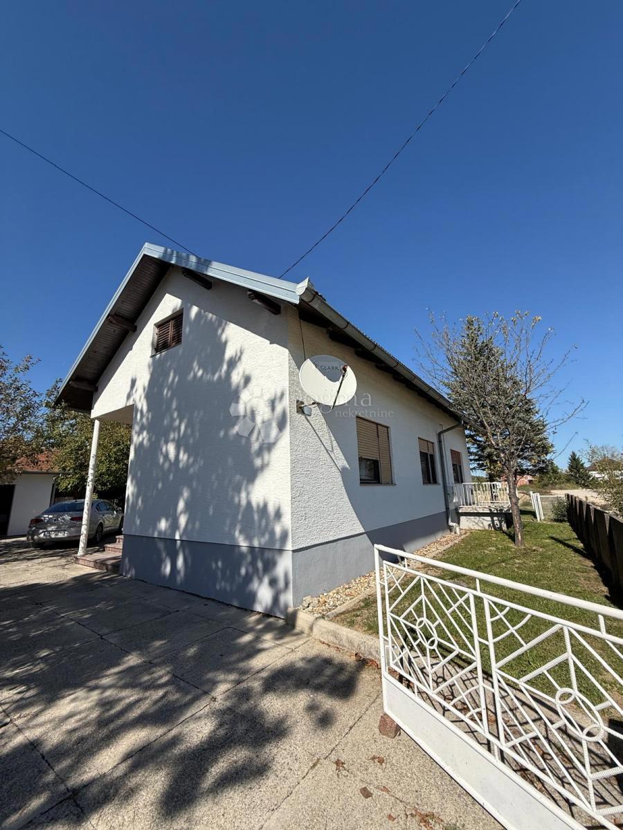 Casa Lonjica, Vrbovec, 277m2