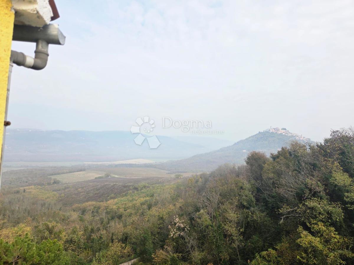 CASA CON VISTA WOW SU MONTONA