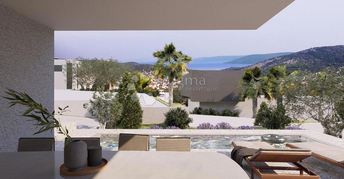 Terreno edificabile a 1,5 km dal mare con progetto approvato per una villa moderna 